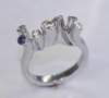ring14kthvidguldmeddiamanterogsafier_small.jpg